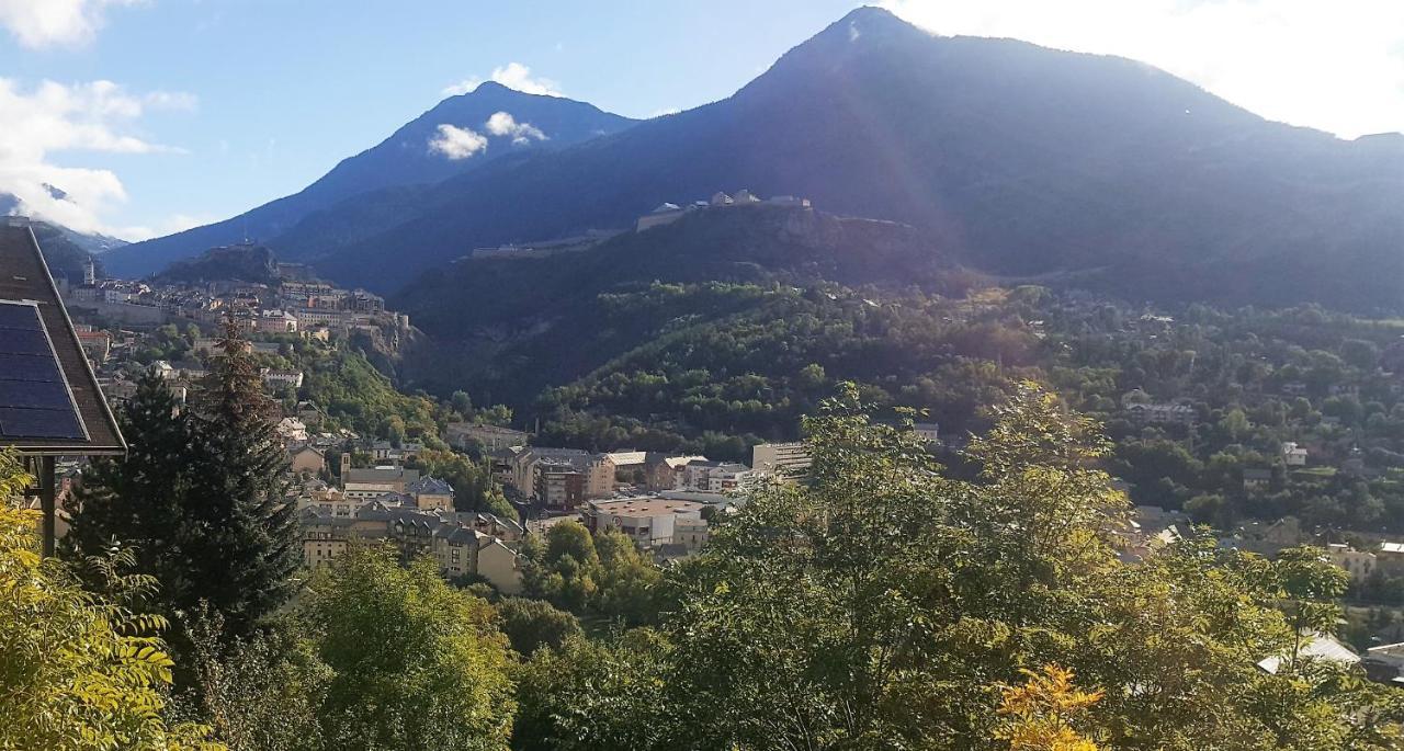 Studio Sympa Avec Terrasse , Maxi 4 Pers.Briancon Eksteriør billede